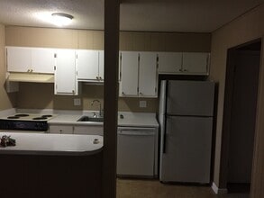 493 Barnett Dr, Unit 1 in Kingsport, TN - Building Photo - Building Photo