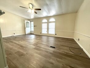 1405 Sugartown Rd in Yadkinville, NC - Building Photo - Building Photo