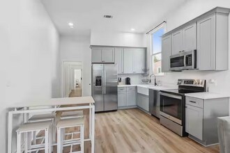 1745 N Rocheblave St in New Orleans, LA - Building Photo - Building Photo