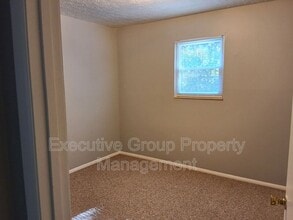 1178 Lois Ln in Radcliff, KY - Building Photo - Building Photo