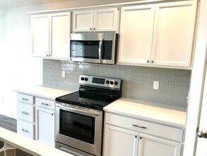 282 S Sunset Point Way in Meridian, ID - Building Photo - Building Photo