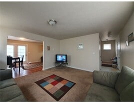 16515 Lipton Ave in Cleveland, OH - Building Photo