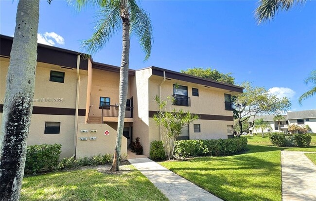 property at 2635 Carambola Cir N