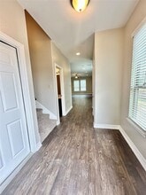 32 Woodland Hills Dr in Conroe, TX - Building Photo - Building Photo