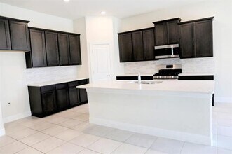 10812 Blaze St in Aubrey, TX - Building Photo - Building Photo