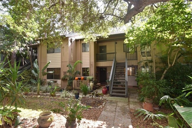 property at 1709 Pelican Cove Rd