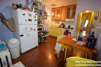 846 Huntington Ave, Unit 2 in Boston, MA - Building Photo - Building Photo