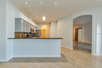 13024 Carlington Ln in Riverview, FL - Foto de edificio - Building Photo