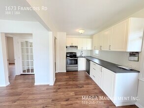 1673 Francois Rd in Windsor, ON - Building Photo - Building Photo