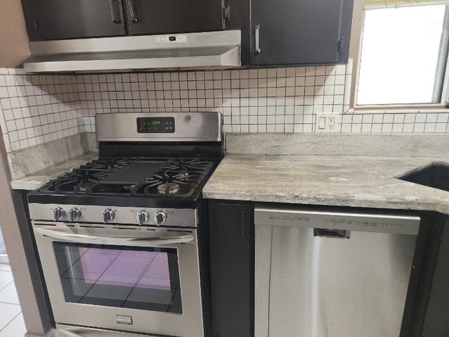 425 S 98th Pl in Mesa, AZ - Building Photo - Building Photo