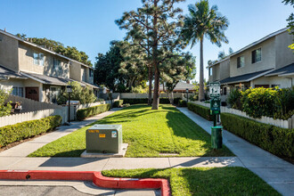 Greystone in Costa Mesa, CA - Building Photo - Building Photo