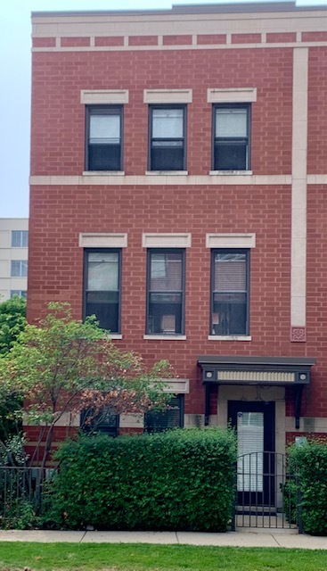 property at 1000 N Crosby St