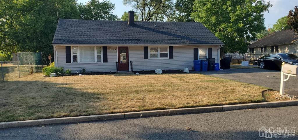 15 Barnett Pl in Piscataway, NJ - Building Photo