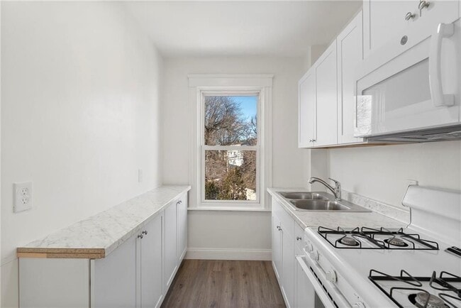 19 Vale St in Providence, RI - Foto de edificio - Building Photo