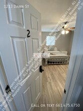 1213 Dawn St in Bakersfield, CA - Building Photo - Building Photo
