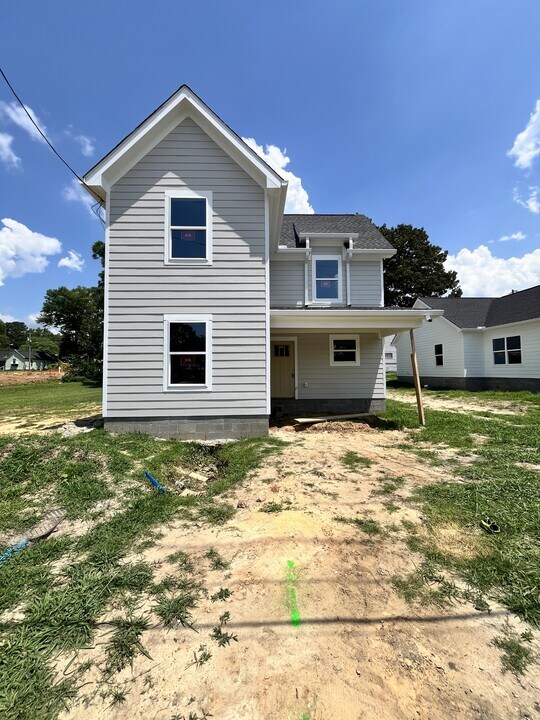 125 Otis St in Jackson, TN - Building Photo
