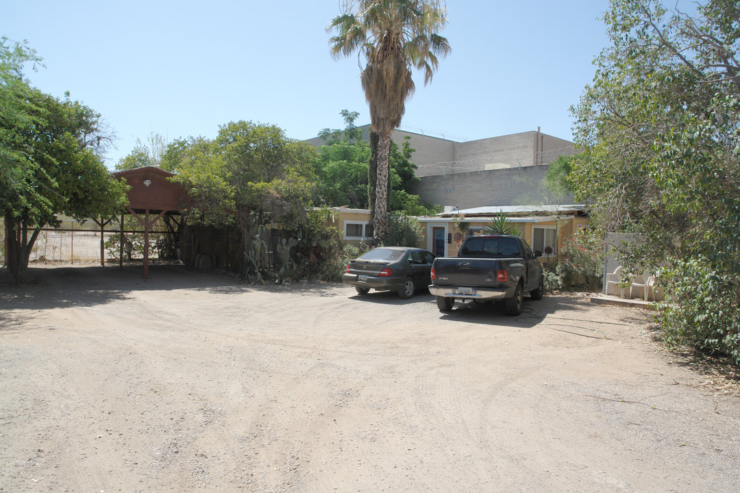 1138 N Richey Blvd in Tucson, AZ - Foto de edificio