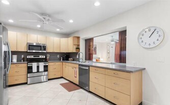 3351 NW 67th St in Fort Lauderdale, FL - Building Photo