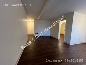 1101 Fawcett Ave in White Oak, PA - Building Photo - Building Photo