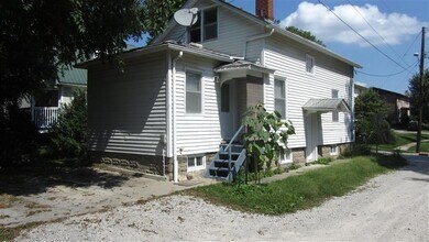 117 Clapp St in Iowa City, IA - Building Photo - Building Photo