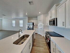 14155 N Luckett Rd in Marana, AZ - Building Photo - Building Photo