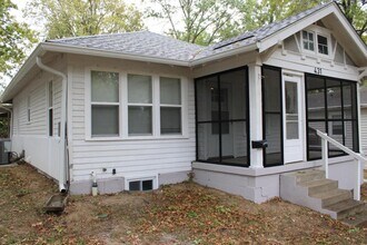 431 N Grand Ave in Independence, MO - Building Photo - Building Photo