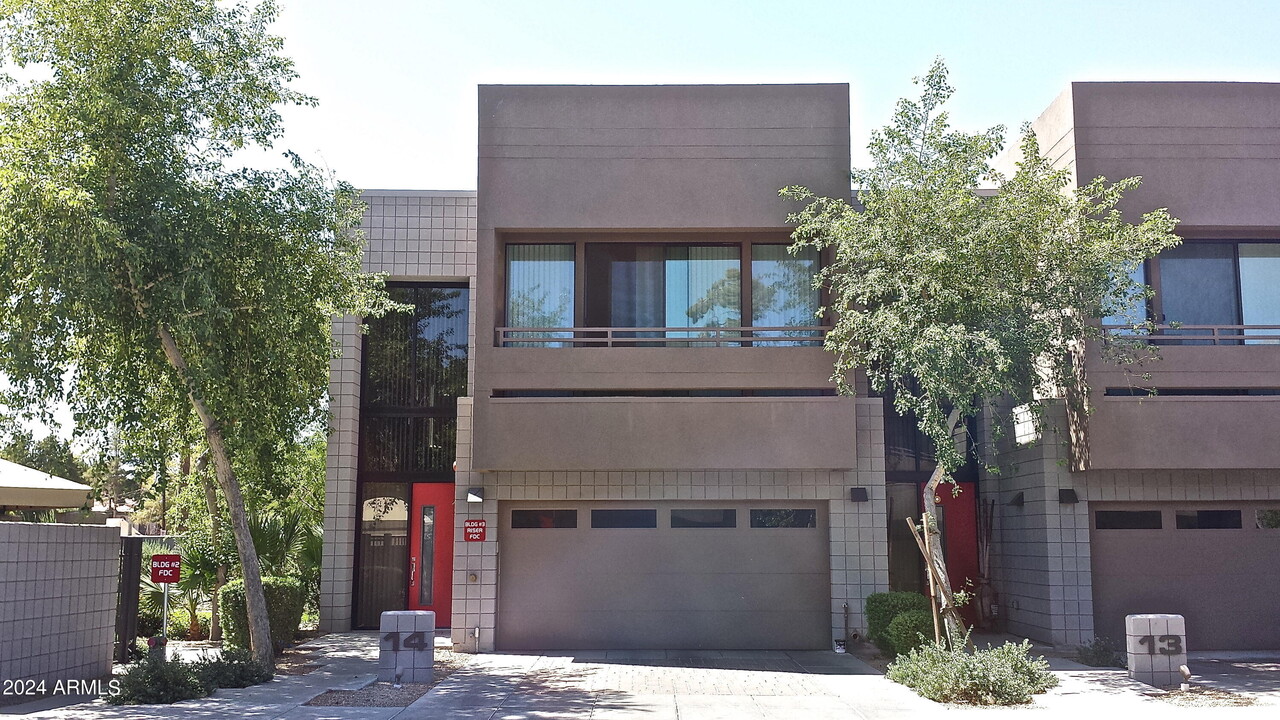 4230 N 21st St in Phoenix, AZ - Building Photo