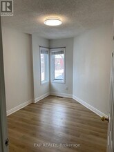 40 Yellow Brick Rd in Brampton, ON - Building Photo - Building Photo