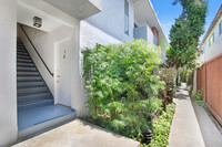 3735 Mentone Ave, prime Palms neighborhood in Los Angeles, CA - Building Photo - Building Photo