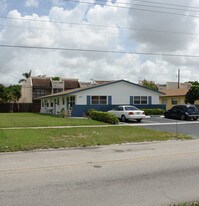 5701 NW 15th St in Fort Lauderdale, FL - Building Photo