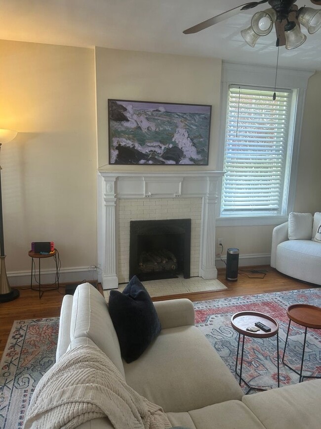 3005 Monument Ave in Richmond, VA - Building Photo - Building Photo