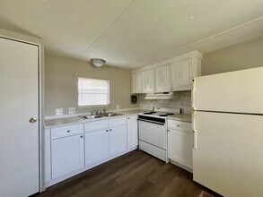 12622 Orange Lk Dr in Thonotosassa, FL - Building Photo - Building Photo