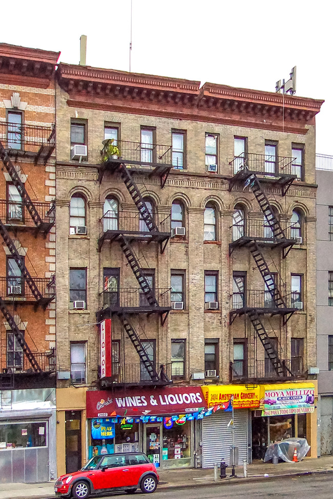 2404 Amsterdam Ave in New York, NY - Foto de edificio - Building Photo