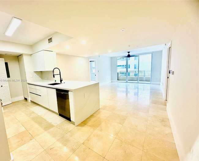 property at 2017 S Ocean Dr