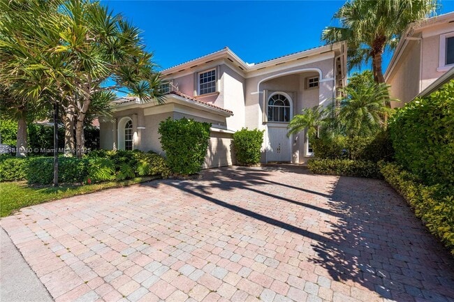 4011 194th Trl in Golden Beach, FL - Building Photo - Building Photo
