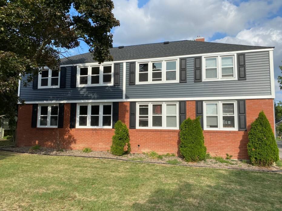 135 Shoshone St, Unit #1 in Buffalo, NY - Foto de edificio