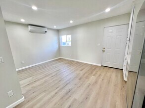 1575 Manning Ave, Unit 1573 in Los Angeles, CA - Building Photo - Building Photo