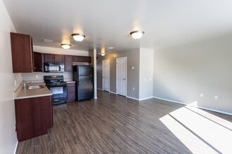 Ridgeview East Townhomes in Sioux Falls, SD - Foto de edificio - Building Photo