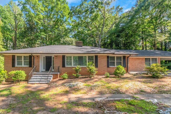 3298 Rabun Dr SW in Atlanta, GA - Building Photo - Building Photo
