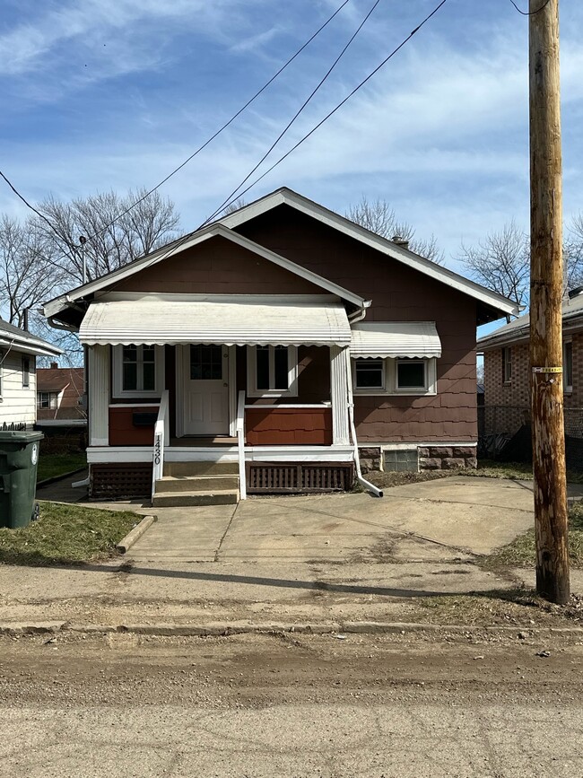 1430 Gross Ave NE in Canton, OH - Building Photo - Building Photo