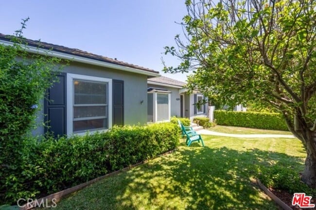 4209 E Theresa St in Long Beach, CA - Building Photo - Building Photo
