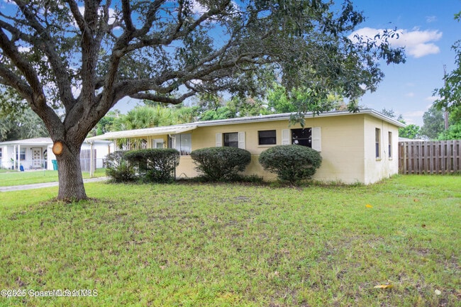 516 Falmouth Ave in Merritt Island, FL - Building Photo - Building Photo