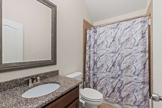 3012 Broadhaven Dr in League City, TX - Foto de edificio - Building Photo