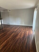 2447 S Graham Dr in Arlington, TX - Building Photo - Building Photo