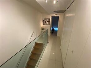 916 NE 27th Ave in Hallandale Beach, FL - Building Photo - Building Photo