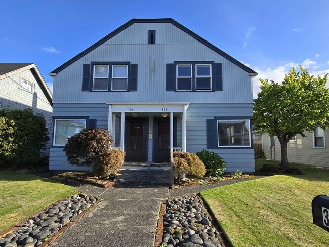 property at 309 W 3rd St