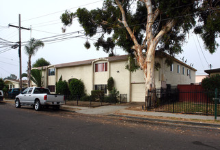 Garfield Apartments in Oceanside, CA - Building Photo - Building Photo