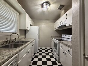 4378 Brewster Rd in Tallahassee, FL - Building Photo - Building Photo
