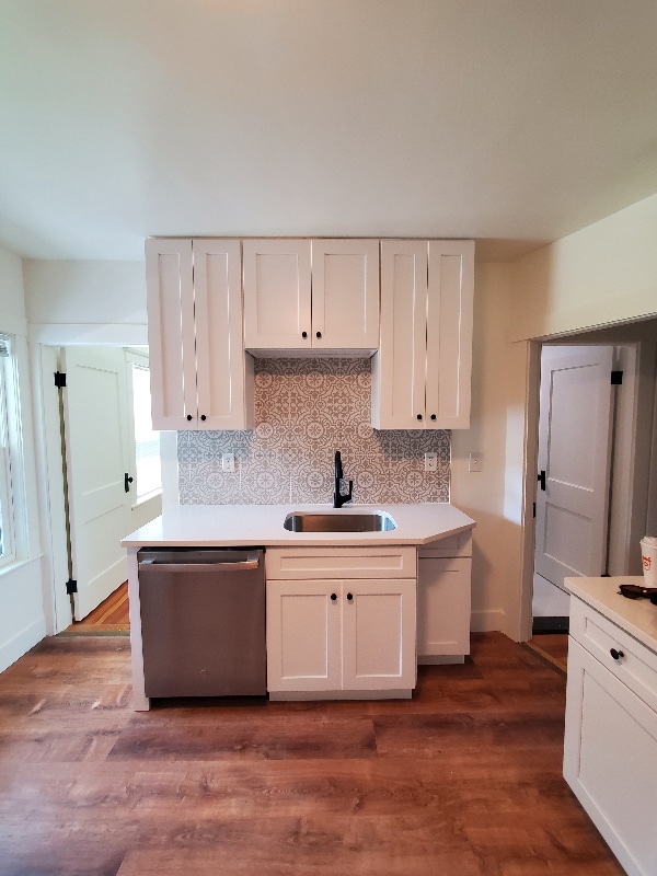 25 Oak St in Milton, MA - Building Photo - Building Photo
