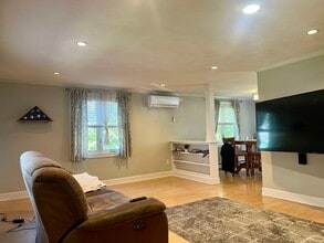 24 Lily St in Lynn, MA - Building Photo - Building Photo